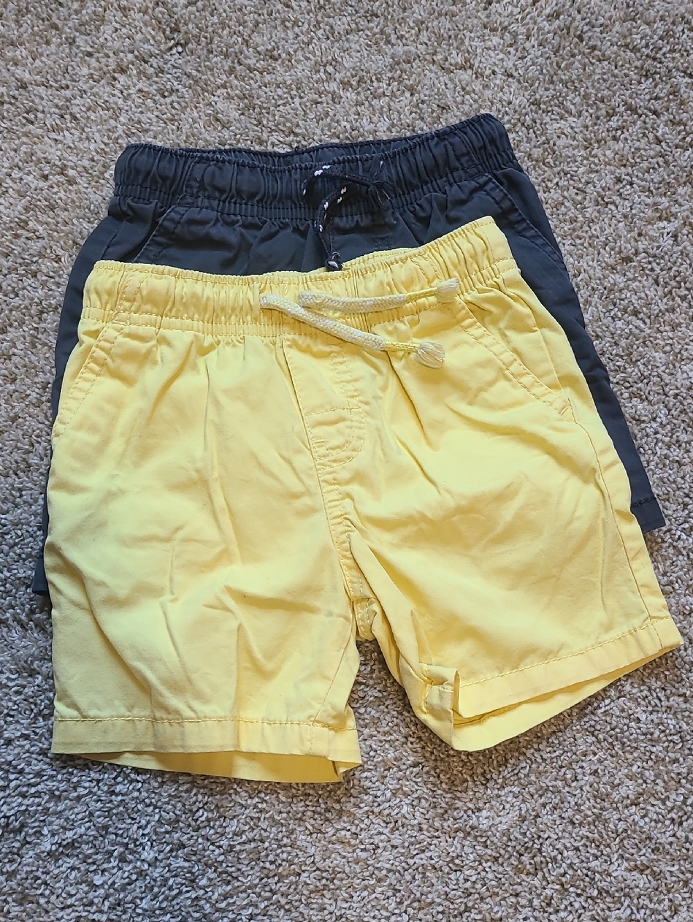 Bundle Cat & Jack 2T Shorts Yellow And Grey